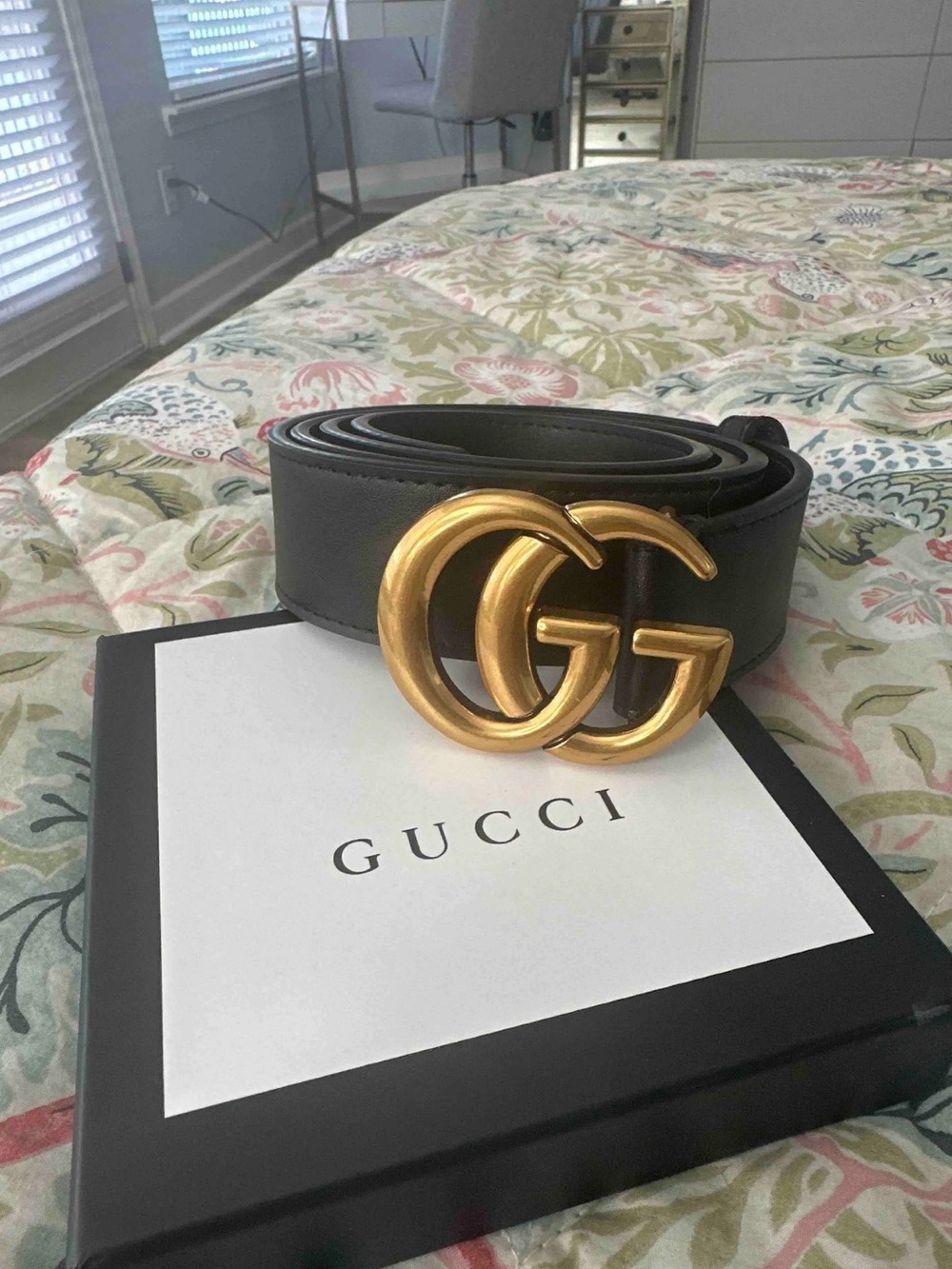 Gucci Black Leather Belt with Gold Double G Buckle